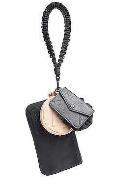 СУМОЧКА С РЕМЕШКОМ НА ЗАПЯСТЬЕ BEIS $34 