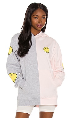 ХУДИ SMILE FOR ME By Samii Ryan $72 