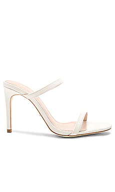 САНДАЛИИ НА КАБЛУКЕ NINA RAYE $158 